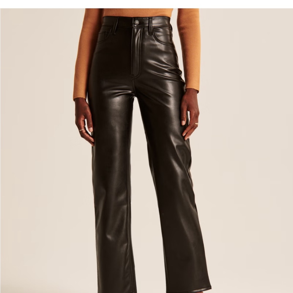 Abercrombie & Fitch The 90s Straight Ultra High Rise Leather Pants